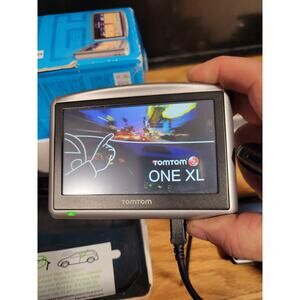 NEW TomTom ONE XL and an XL GPS Systems